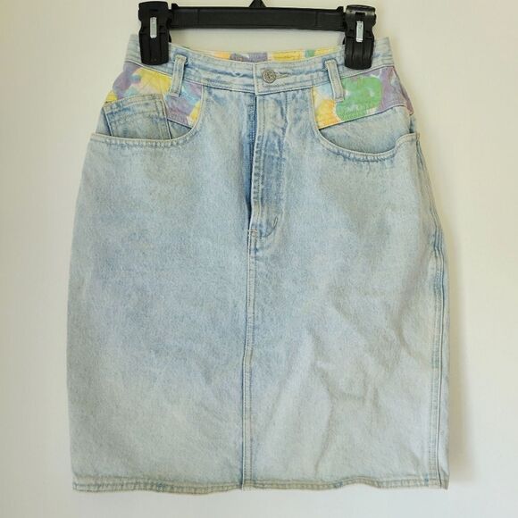 Vintage Jordache Light Blue Denim Mini Skirt Quilted Accent Pastel 8 100% Cotton - Picture 1 of 8